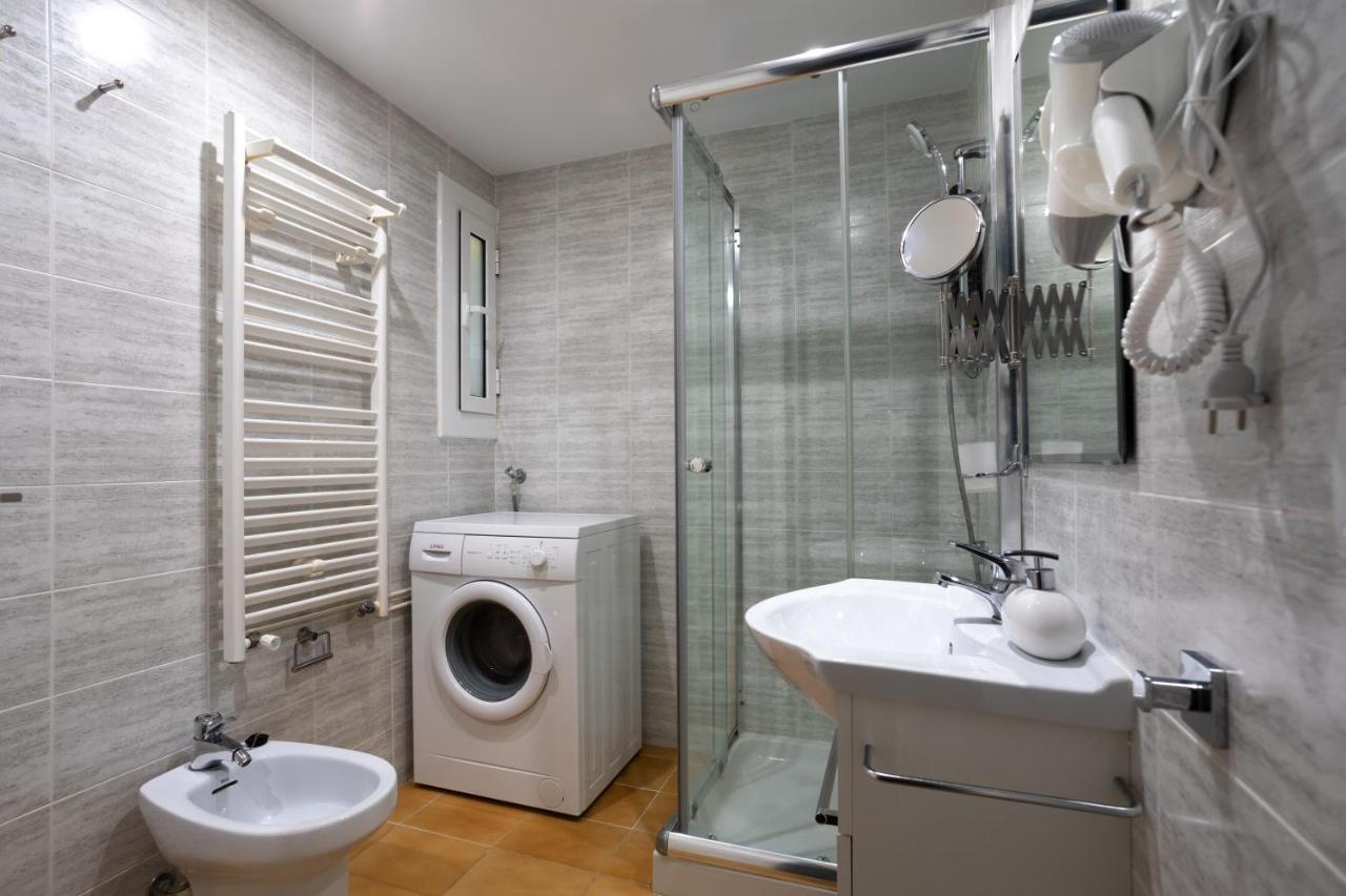Bonita Casa Adosada Con Jardin Privado Y Piscina Comunitaria Calella De Palafrugell Exterior foto