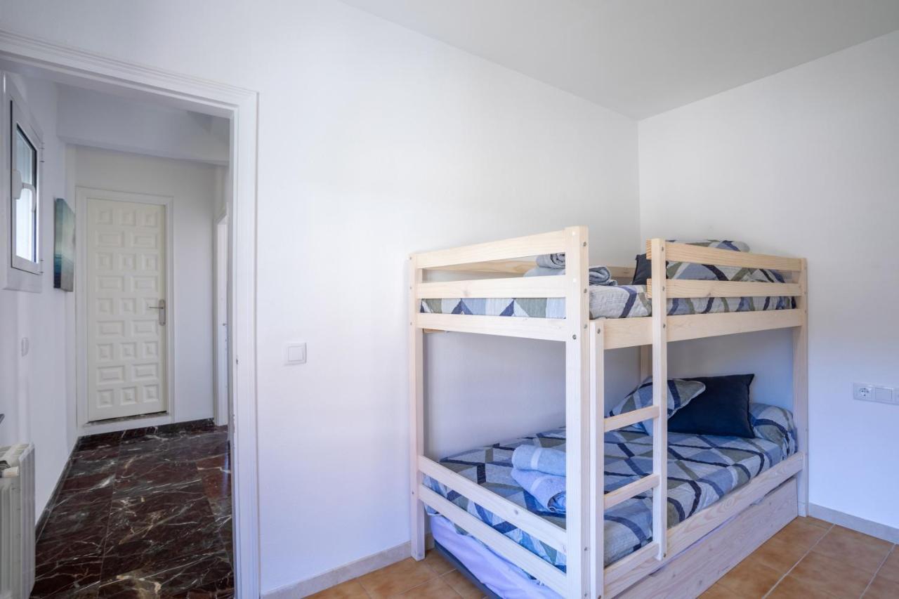 Bonita Casa Adosada Con Jardin Privado Y Piscina Comunitaria Calella De Palafrugell Exterior foto
