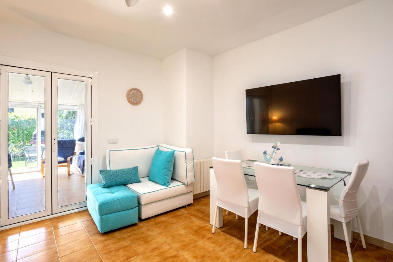 Bonita Casa Adosada Con Jardin Privado Y Piscina Comunitaria Calella De Palafrugell Exterior foto